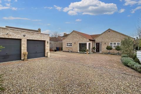 4 bedroom detached bungalow for sale, Snoots Road, Whittlesey, PE7