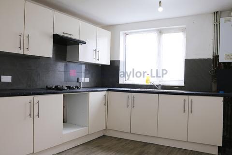 3 bedroom terraced house for sale, Markhouse Road, London E17