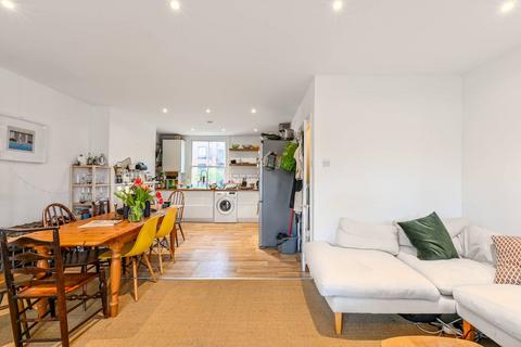 3 bedroom terraced house to rent, Clapton, Clapton, London, E5