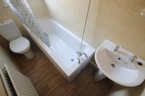 10 Belvedere Mount, Leeds, LS11 7ED