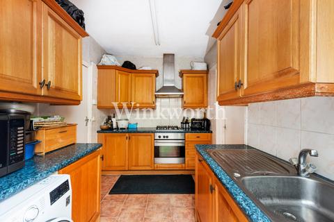 31 Keston Road, London, N17 6PJ