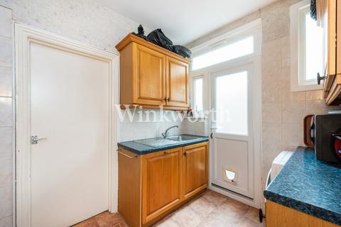 31 Keston Road, London, N17 6PJ