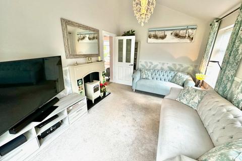 16 Argyll Crescent, Muxton, Telford, TF2 8PR