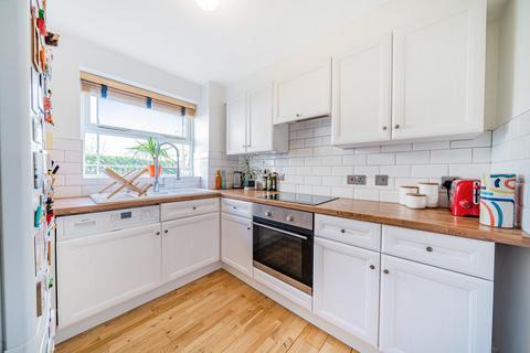 2 bedroom flat for sale, Stott Close, Battersea