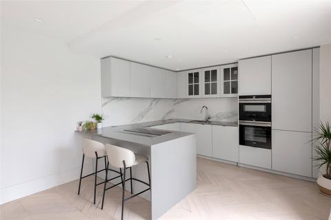 3 bedroom apartment to rent, Kidderpore Avenue, London, NW3