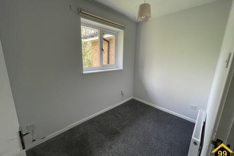 2 bedroom terraced house to rent, Dadford View, Dudley, DY5