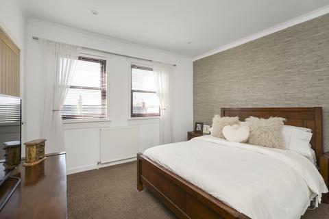 123 Main Street, Pathhead, EH37 5PT