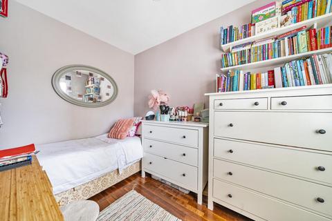 1b Vanbrugh Park Road, London, SE3 7NH