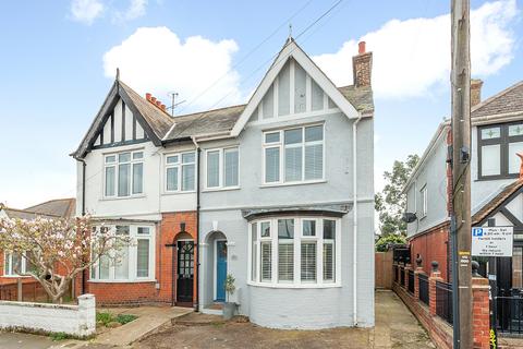 4 bedroom semi-detached house for sale, Railway Avenue, Whitstable