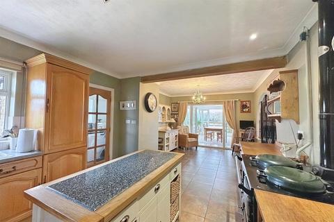 5 bedroom detached bungalow for sale, Verwood