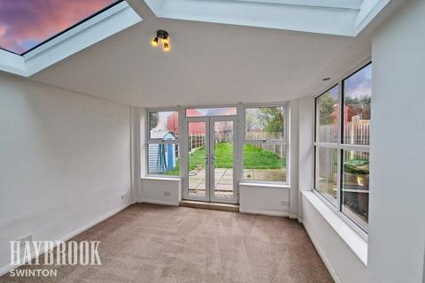 3 bedroom semi-detached house for sale, Manor Road, Swinton