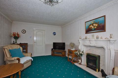 2 bedroom bungalow for sale, Watchfield, Highbridge TA9