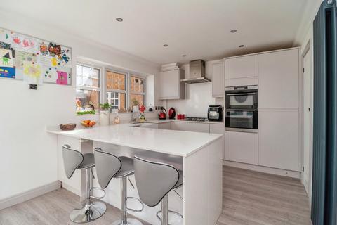 59 Hatfield Road, Rayleigh, SS6 9AP