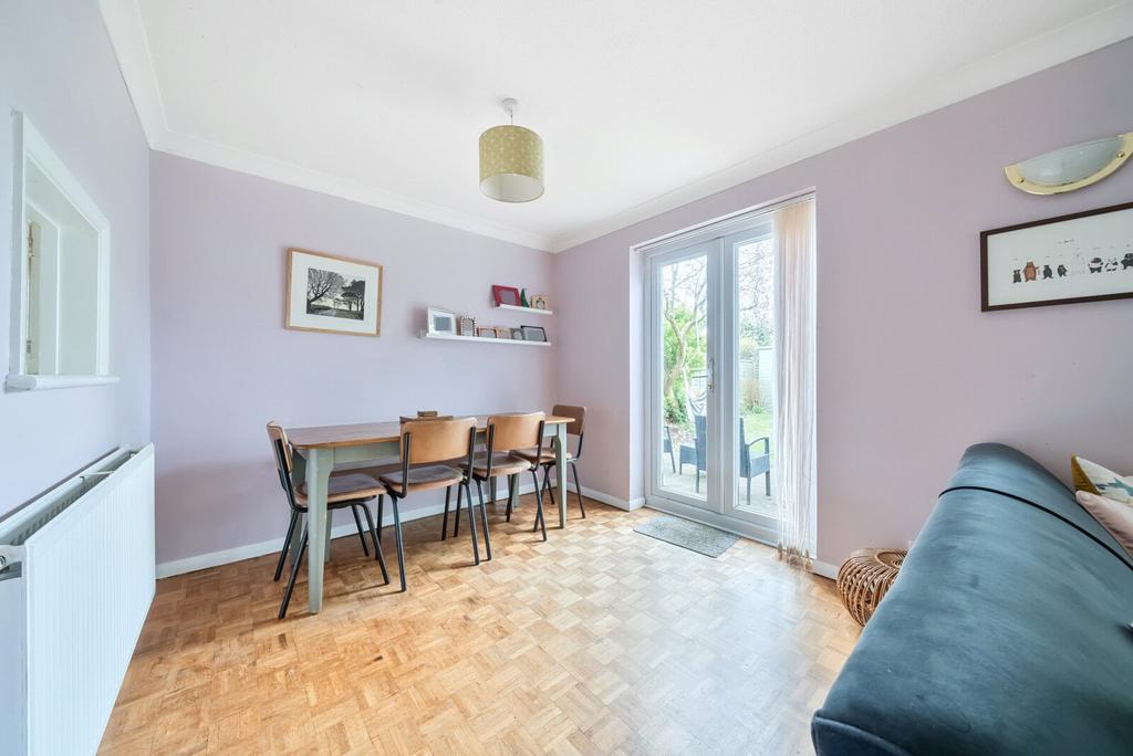 Sitting/Dining Room