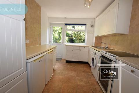 4 bedroom end of terrace house to rent, Bealing Close, SOUTHAMPTON SO16