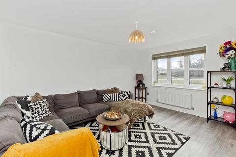 3 bedroom end of terrace house for sale, 10 Cowpits Crescent, Whitecraig, EH21 8TE