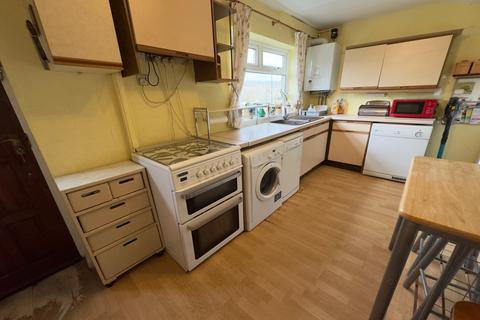 2 bedroom townhouse for sale, Albert Avenue, Shipley, West Yorkshire