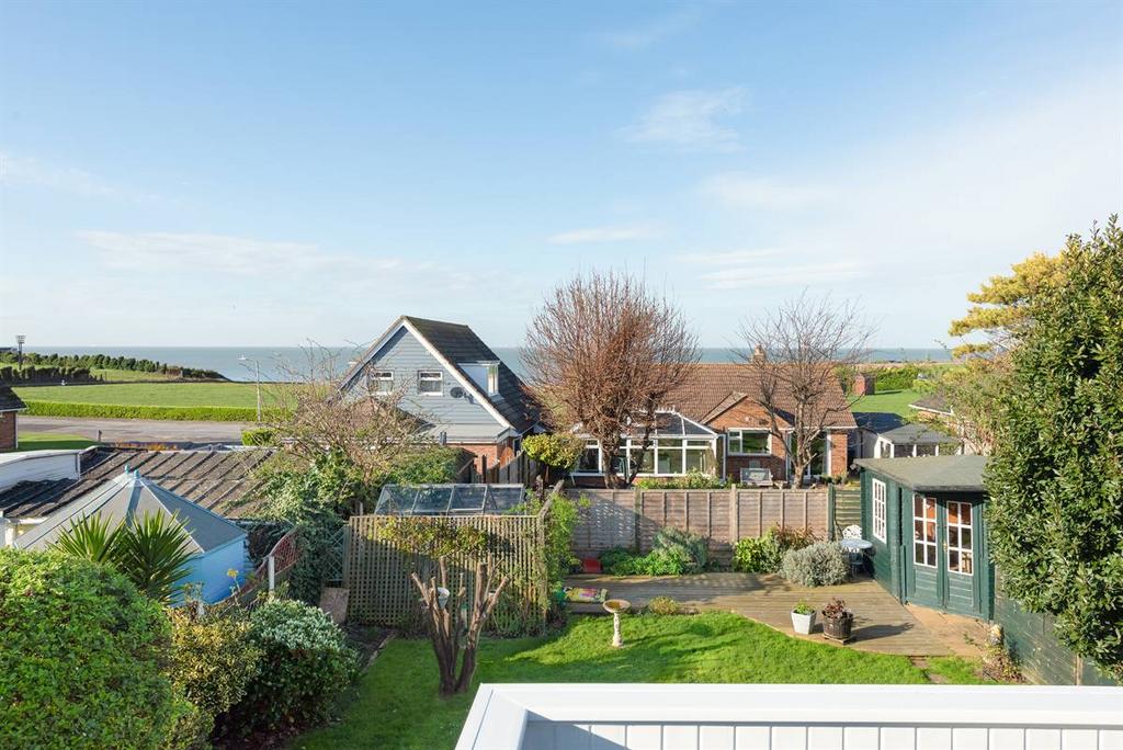 Ocean Close, Birchington 3 bed detached house £500,000