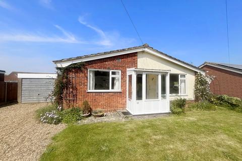 2 bedroom detached bungalow for sale, Lovat Close, Harleston IP20
