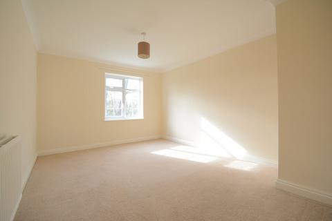 2 bedroom apartment for sale, Station Avenue, Walton On Thames