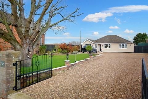 3 bedroom detached bungalow for sale, Grainthorpe LN11 7JA