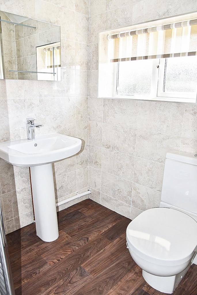 Bathroom2-2