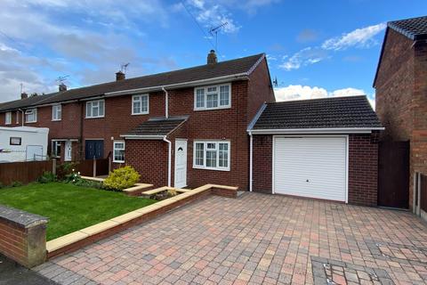 71 Pennycroft Road, Uttoxeter, ST14 7ES