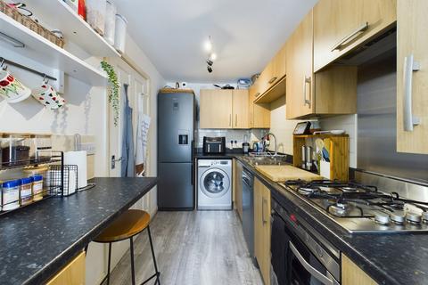 3 Balata Way, Burton-on-trent, DE13 0TY