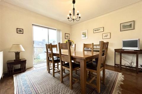 6 North Rise, Greenfield, Oldham, OL3 7ED