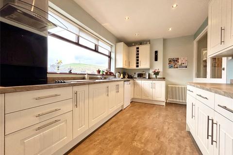 6 North Rise, Greenfield, Oldham, OL3 7ED