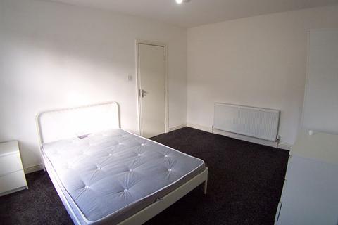 22 Thornville Avenue, Leeds, LS6 1JS