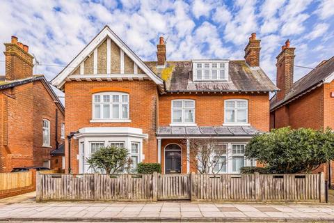 4 bedroom character property for sale, Cousins Grove, Southsea