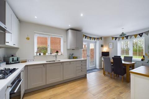 undefined, Canal Close, Newport TF10