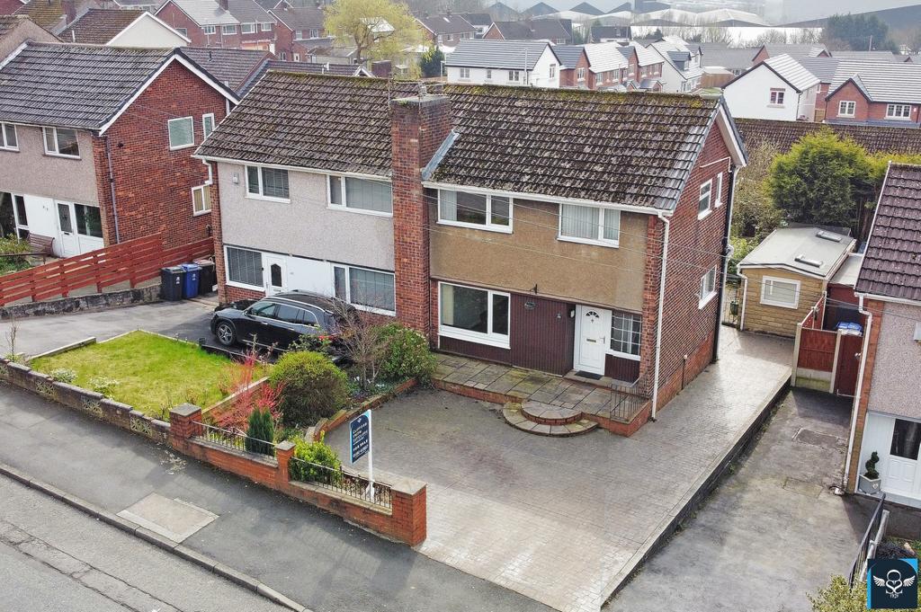 Briercliffe Road, Burnley 3 bed semidetached house for sale £179,950