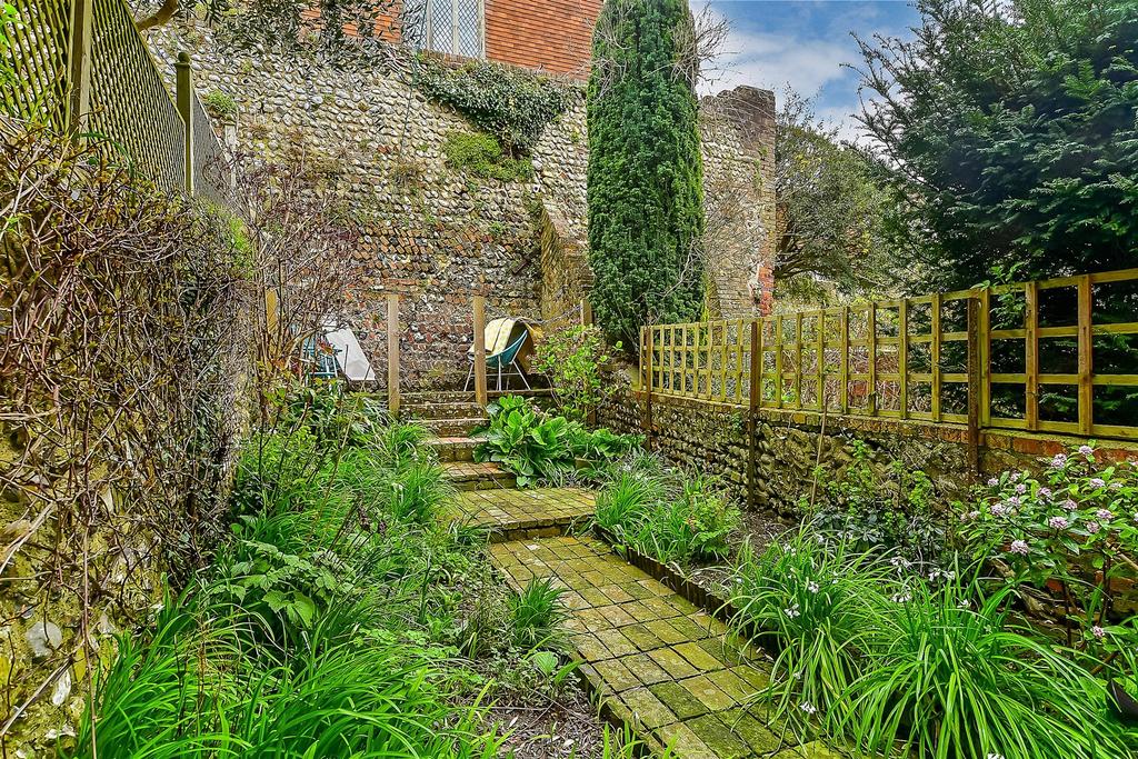 Keere Street, Lewes, East Sussex 2 bed cottage for sale £600,000