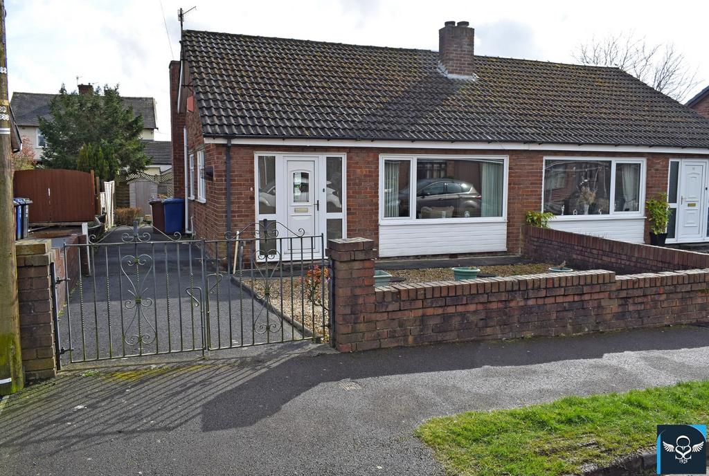 Lindale Crescent, Burnley 2 bed bungalow for sale £145,000