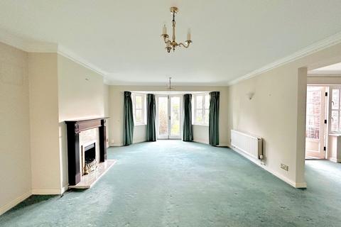 4 bedroom end of terrace house for sale, The Lawns, Shenley, WD7