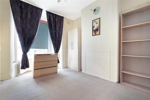 2 bedroom terraced house for sale, Walthamstow, London E17