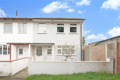 2 bedroom flat for sale, Heron Close, Walthamstow, London, E17