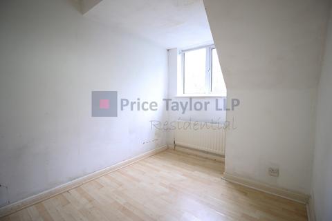 50 Finsbury Park Avenue, London, N4 1DQ
