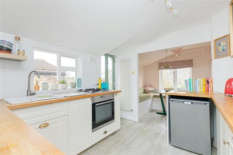 2 bedroom flat for sale, Mansfield Road, Walthamstow, London, E17