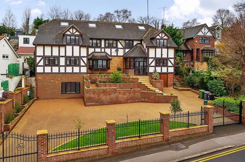 Elmstead Lane, Chislehurst 5 bed detached house for sale £2,500,000