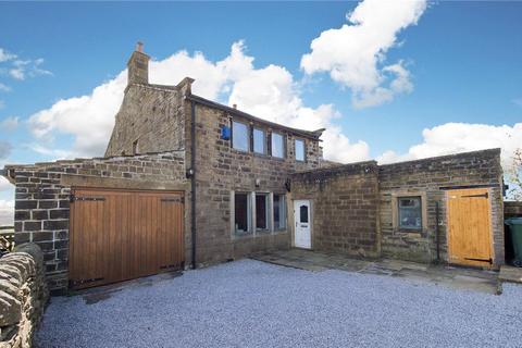 3 bedroom end of terrace house for sale, Hob Cote Lane, Oakworth, Keighley, West Yorkshire, BD22