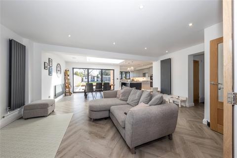 54 Crowland Road, Luton, LU2 8EH