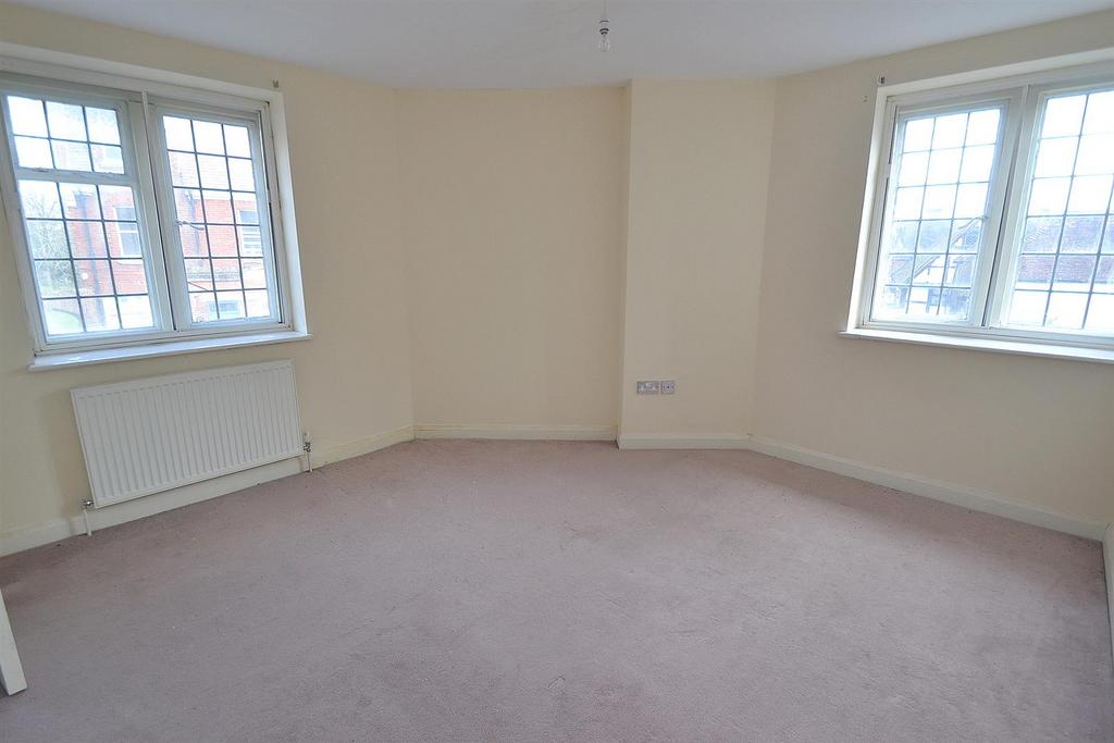 1 bankbed1.jpg