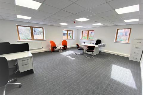 Office to rent, Ring Road South, Leeds