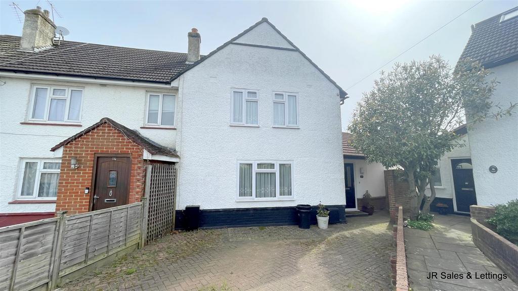 Goffs Oak Avenue, Goffs Oak 3 bed end of terrace house for sale £574,995