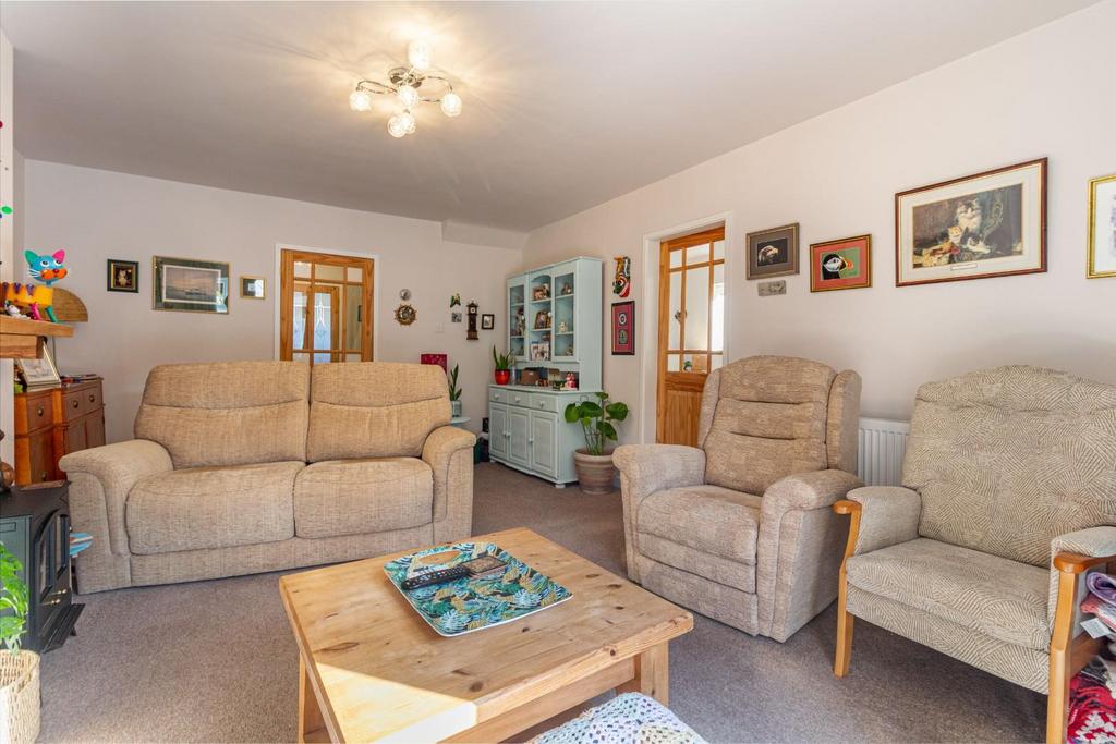 Living-Room-4.jpg