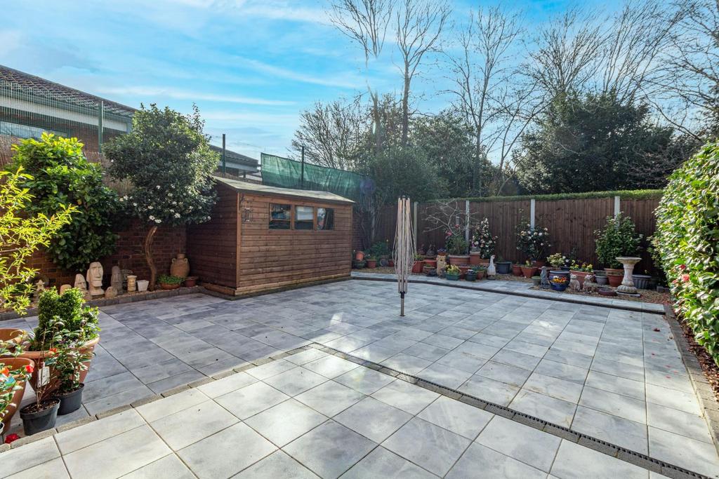 Garden-1.jpg