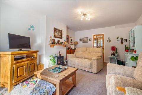 8 Faulkner Close, Stourbridge, DY8 1AP